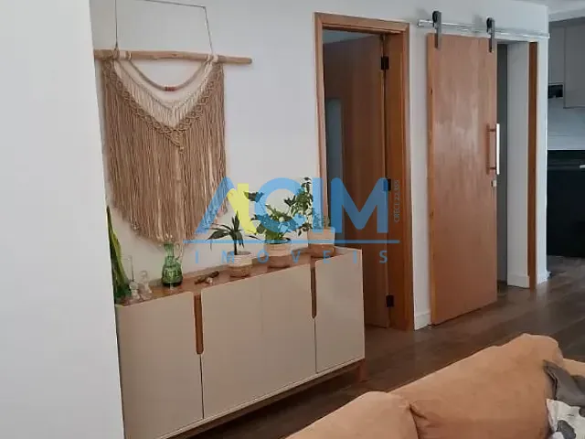Casa com 250m² 4 quartos e 5 banheiros, à venda ou para alugar, no bairro Nova Jaguariúna em Jaguariúna