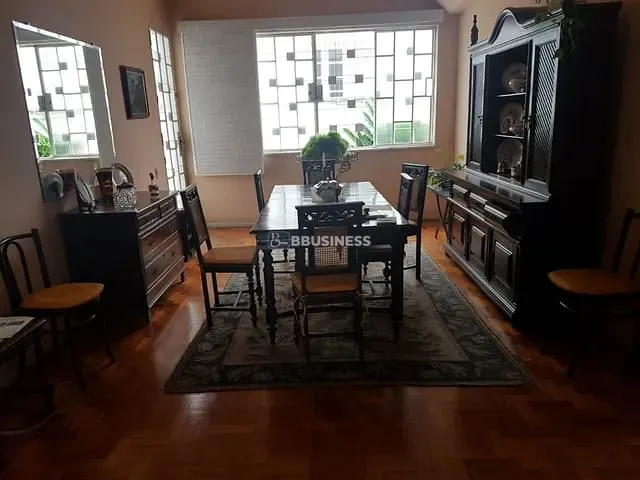 Casa 4 quartos e 2 banheiros, à venda, no bairro Centro/ Pelinca em Campos dos Goytacazes