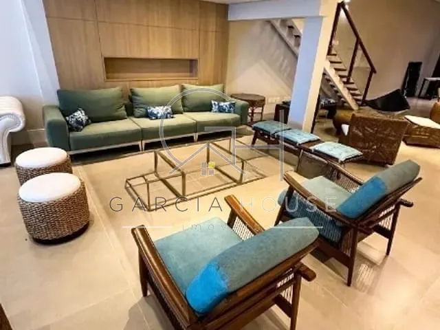 Casa com 740m² 4 quartos e 6 banheiros, à venda, no bairro Balneário Praia do Pernambuco em Guarujá