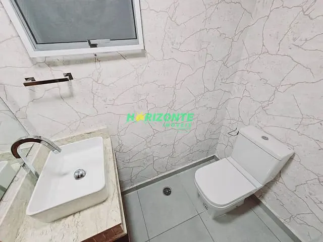 Casa com 208m² 3 quartos e 4 banheiros, à venda, no bairro Urbanova em São José dos Campos
