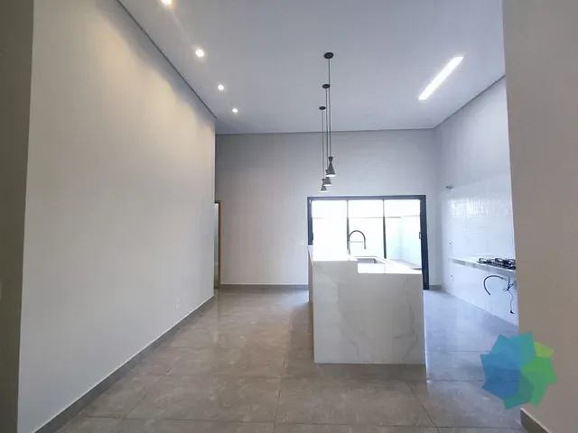 Casa com 300m² 3 quartos e 3 banheiros, à venda, no bairro Condomínio Lagos D'Icaraí em Salto