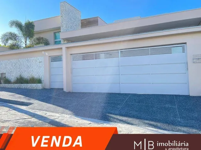 Casa com 355m² 3 quartos e 2 banheiros, à venda, no bairro Villa da Serra em Lavras