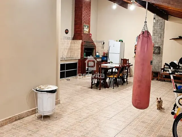 Casa 3 quartos e 3 banheiros, à venda, no bairro Vila Aparecida em Taubaté
