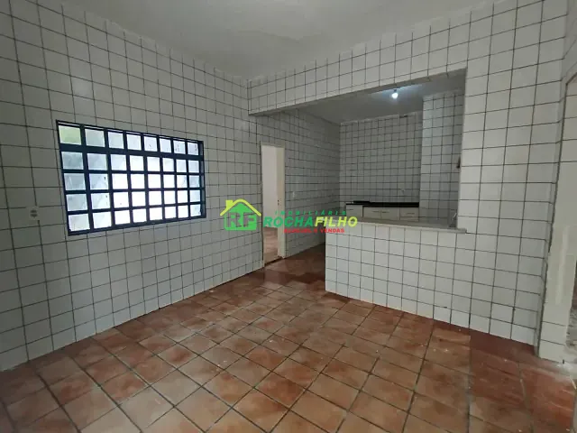 Casa 3 quartos e 3 banheiros, para alugar, no bairro Memorare em Teresina