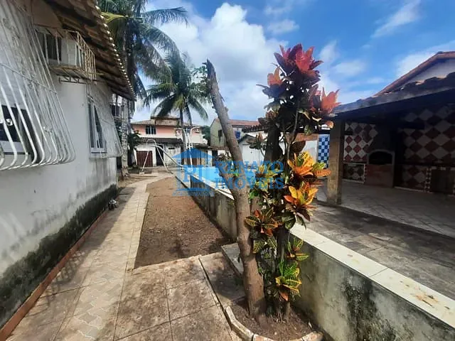 Casa 3 quartos e 2 banheiros, à venda ou para alugar, no bairro Itapeba em Maricá