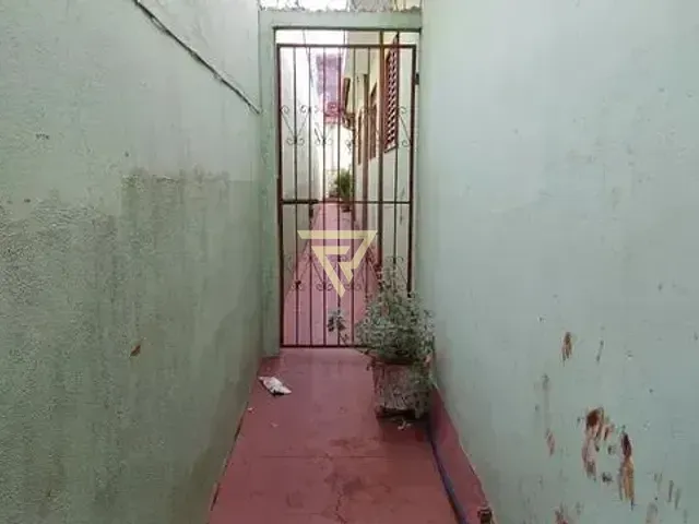 Casa com 300m² 2 quartos e 2 banheiros, à venda, no bairro Vila Virgínia em Ribeirão Preto