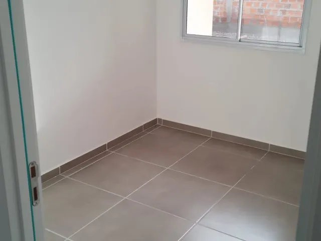 Casa com 100m² 2 quartos e 1 banheiro, à venda, no bairro Três Vendas em Pelotas