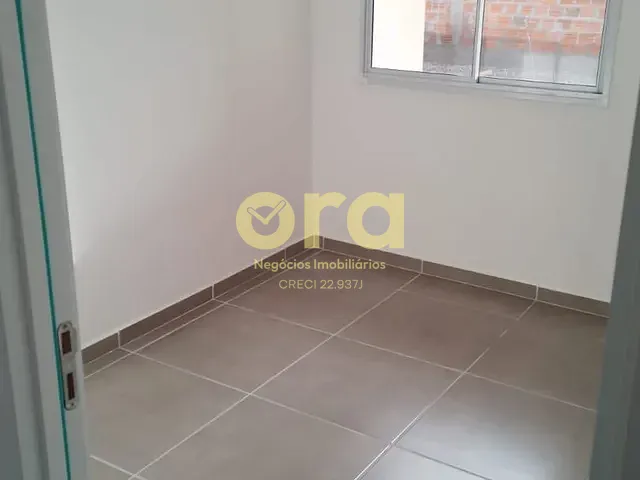Casa com 100m² 2 quartos e 1 banheiro, à venda, no bairro Três Vendas em Pelotas