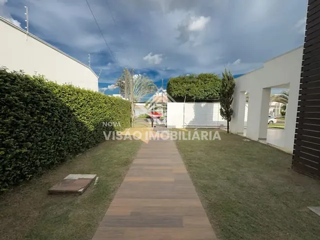 Casa 4 quartos e 3 banheiros, à venda, no bairro Jardim Paraíso em Sinop