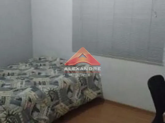 Casa com 125m² 3 quartos e 1 banheiro, à venda, no bairro Vila Industrial em São José dos Campos