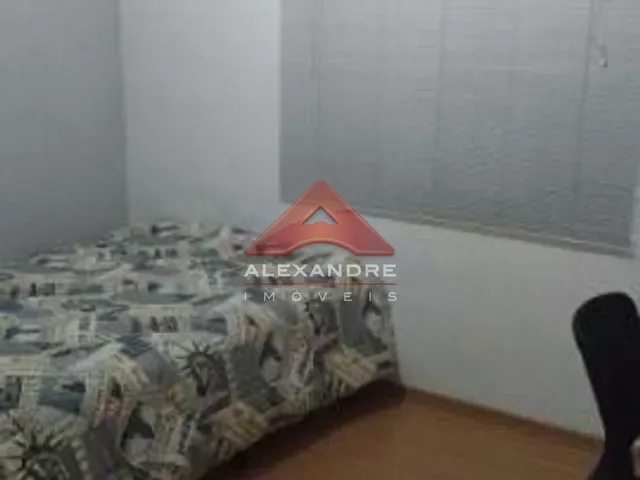 Casa com 125m² 3 quartos e 1 banheiro, à venda, no bairro Vila Industrial em São José dos Campos