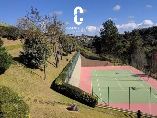 Casa com 3518m² 6 quartos e 6 banheiros, à venda, no bairro Nova Capivari em Campos do Jordão