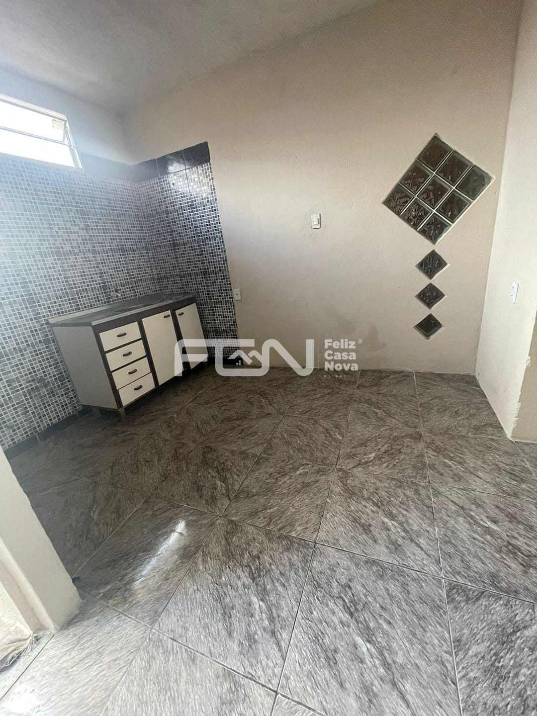 Casa à venda com 3 quartos, 80m² - Foto 8