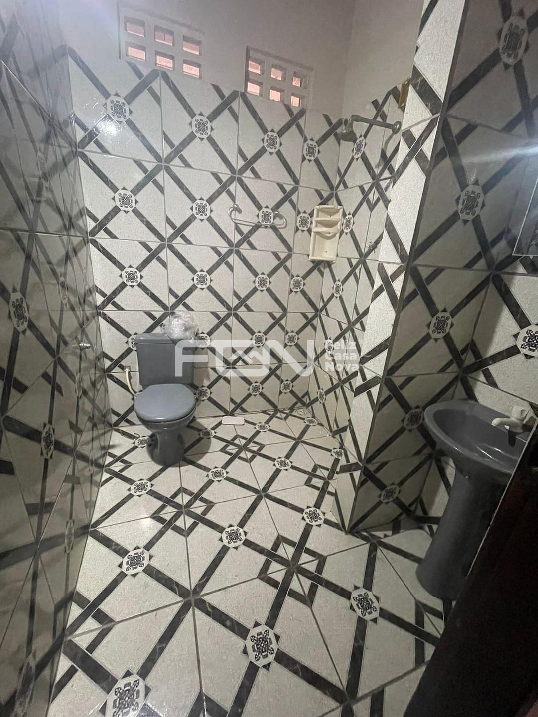 Casa à venda com 3 quartos, 80m² - Foto 14