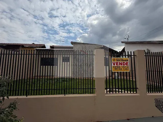 Casa com 335m² 3 quartos e 3 banheiros, à venda, no bairro Jardim Santa Monica II em Rolândia