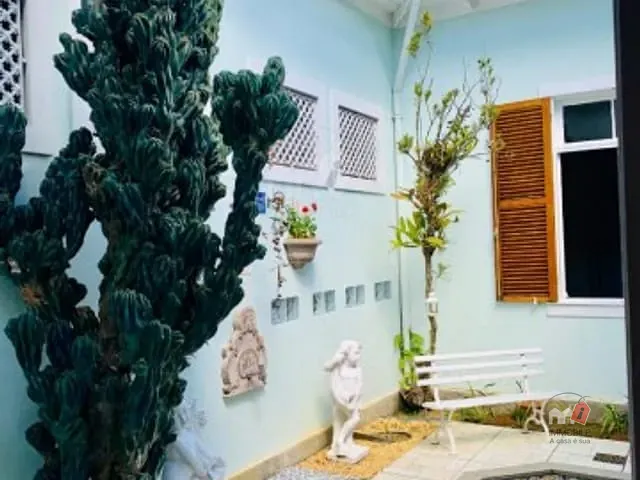 Casa com 4000m², à venda, no bairro Centro em Petrópolis