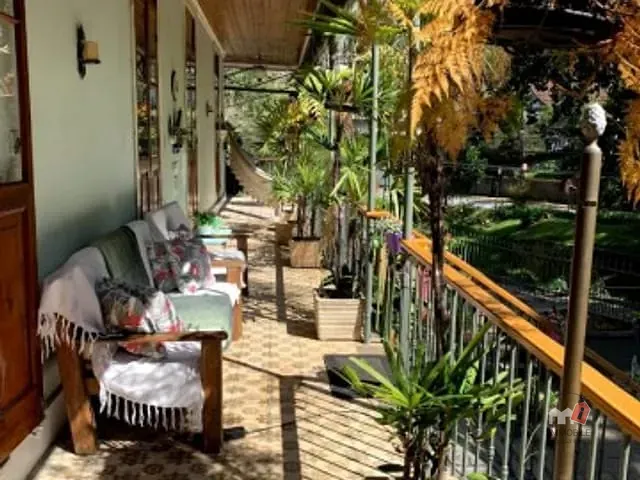Casa com 4000m², à venda, no bairro Centro em Petrópolis