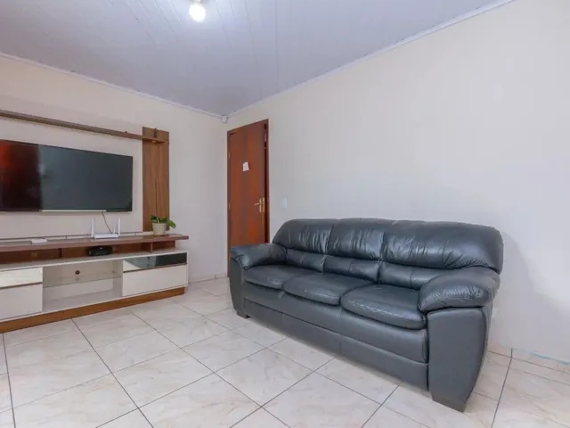 Casa com 312m² 3 quartos e 2 banheiros, à venda, no bairro São Braz em Curitiba