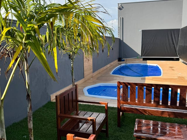 Casa com 240m² 1 quarto e 2 banheiros, à venda, no bairro Jardim Toledo em Sinop