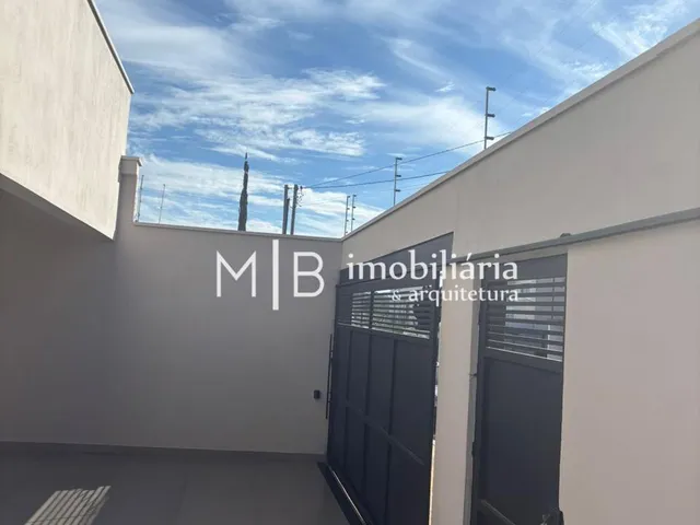 Casa 3 quartos e 2 banheiros, para alugar, no bairro Ouro Branco em Lavras