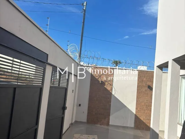 Casa 3 quartos e 2 banheiros, para alugar, no bairro Ouro Branco em Lavras