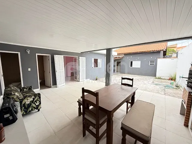 Casa com 300m² 3 quartos e 3 banheiros, à venda, no bairro Parada Inglesa em São Paulo