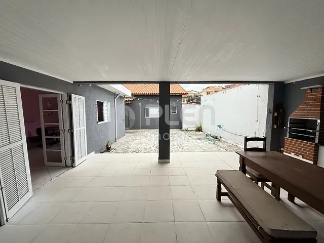 Casa com 300m² 3 quartos e 3 banheiros, à venda, no bairro Parada Inglesa em São Paulo