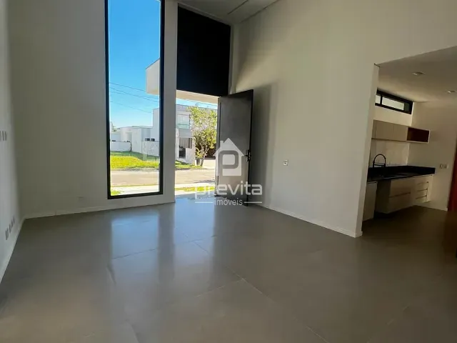 Casa com 350m² 3 quartos e 3 banheiros, à venda ou para alugar, no bairro Piracangaguá em Taubaté