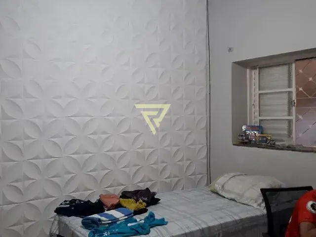 Casa com 100m² 2 quartos e 1 banheiro, à venda, no bairro Vila Tibério em Ribeirão Preto
