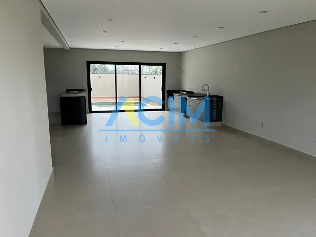 Casa com 257m² 3 quartos e 2 banheiros, à venda, no bairro Loteamento São Pedro em Jaguariúna