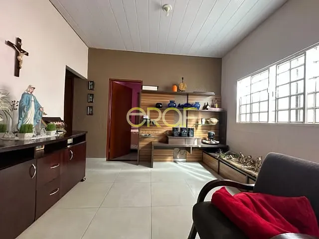 Casa com 143m² 3 quartos e 1 banheiro, à venda, no bairro Formosinha em Formosa