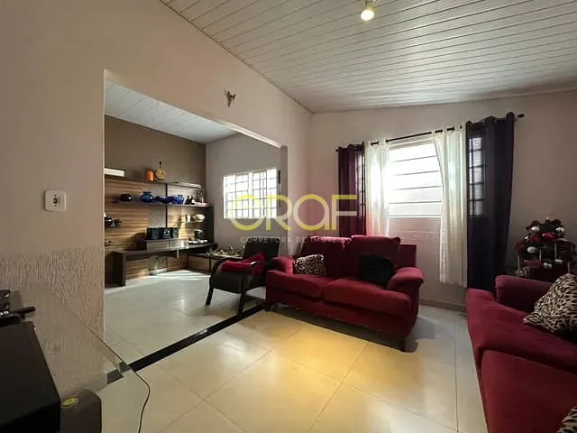 Casa com 143m² 3 quartos e 1 banheiro, à venda, no bairro Formosinha em Formosa