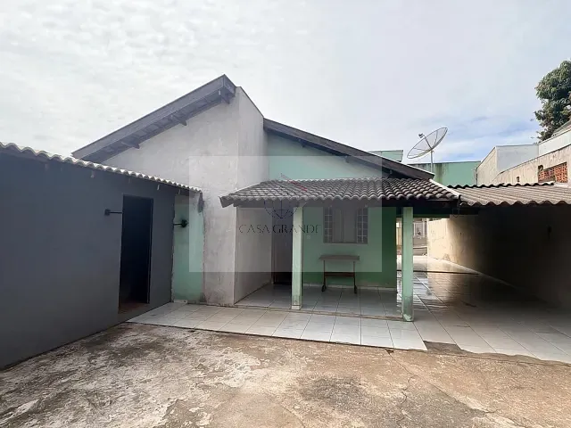Casa com 300m² 3 quartos e 2 banheiros, à venda, no bairro Campo Belo em Rolândia