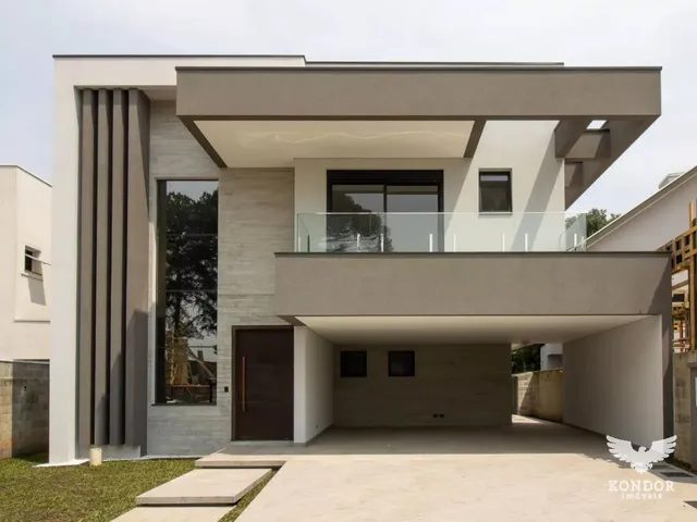 Casa com 373m² 4 quartos e 6 banheiros, à venda, no bairro Santa Felicidade em Curitiba