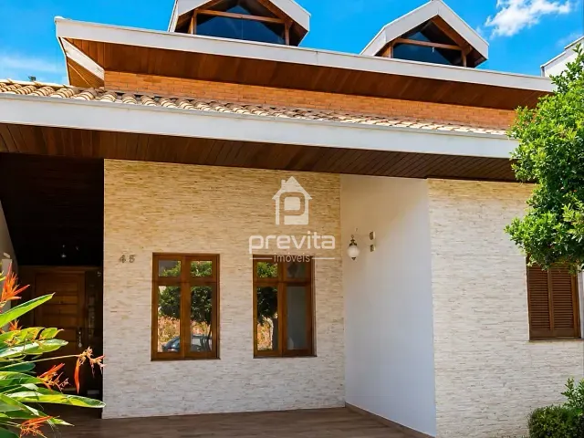 Casa com 460m² 3 quartos e 1 banheiro, para alugar, no bairro Vila das Jabuticabeiras em Taubaté
