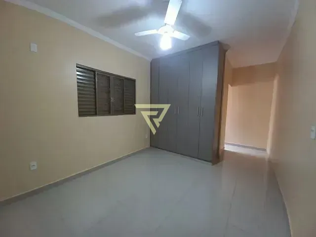Casa com 145m² 3 quartos e 2 banheiros, à venda, no bairro Jardim Antártica em Ribeirão Preto