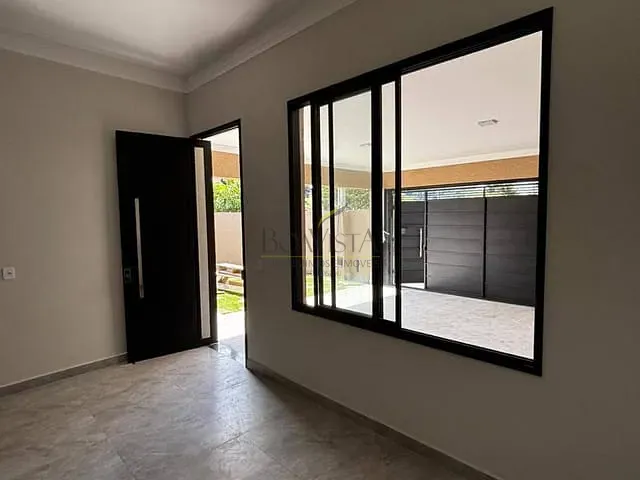Casa com 314m² 3 quartos e 3 banheiros, à venda, no bairro Jardim Ypê em Piracaia