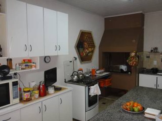 Casa com 280m² 4 quartos e 3 banheiros, à venda, no bairro Centro em Ponta Grossa