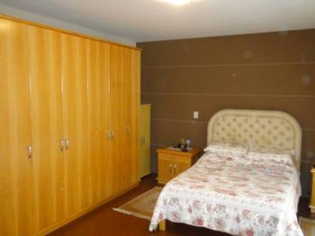Casa com 280m² 4 quartos e 3 banheiros, à venda, no bairro Centro em Ponta Grossa