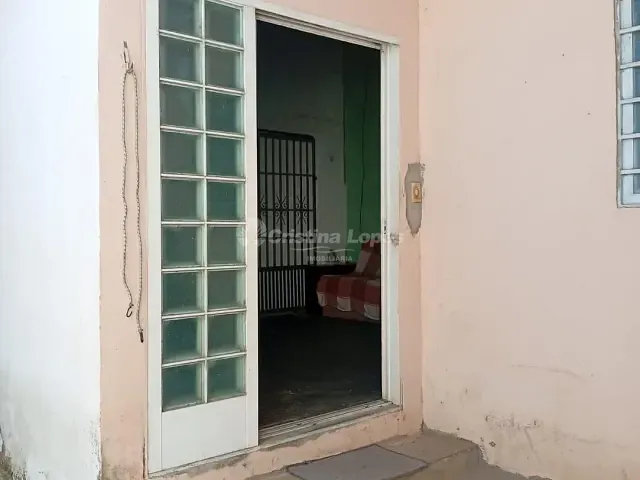 Casa com 192m² 3 quartos e 2 banheiros, à venda, no bairro Itararé em Teresina