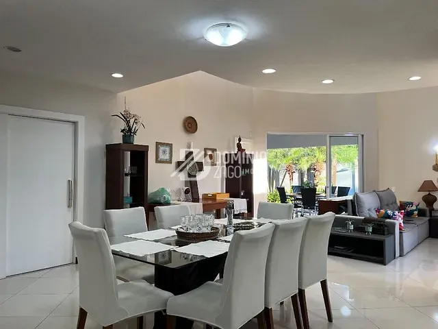 Casa com 507m² 4 quartos e 6 banheiros, à venda, no bairro Flamboyant Residencial Park em Uberaba