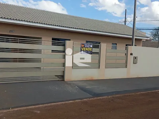 Casa 3 quartos e 1 banheiro, à venda, no bairro Jardim Octávio Locatelli em Rolândia