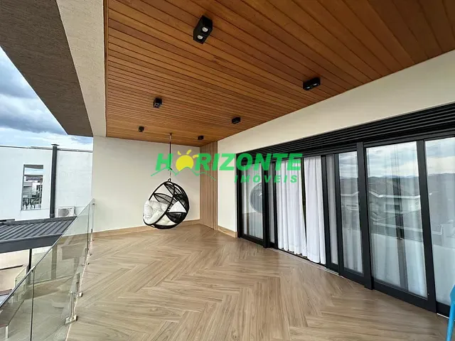 Casa com 560m² 3 quartos e 5 banheiros, à venda, no bairro Condomínio Residencial Jaguary em São José dos Campos