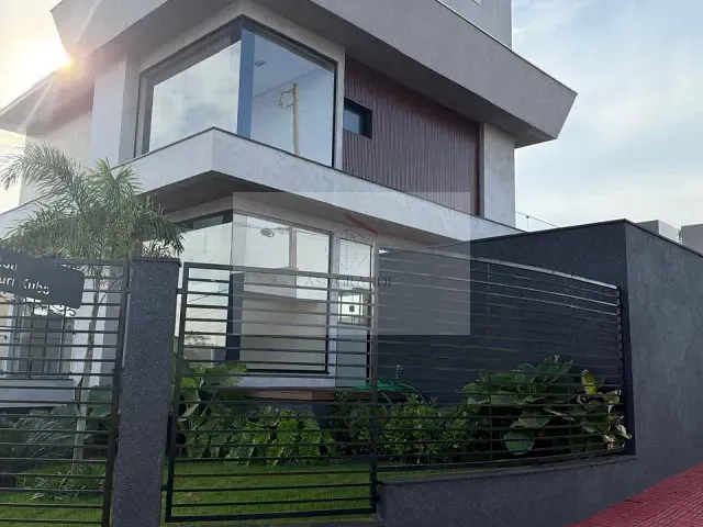 Casa com 307m² 3 quartos e 4 banheiros, à venda, no bairro Bel Monte em Rolândia