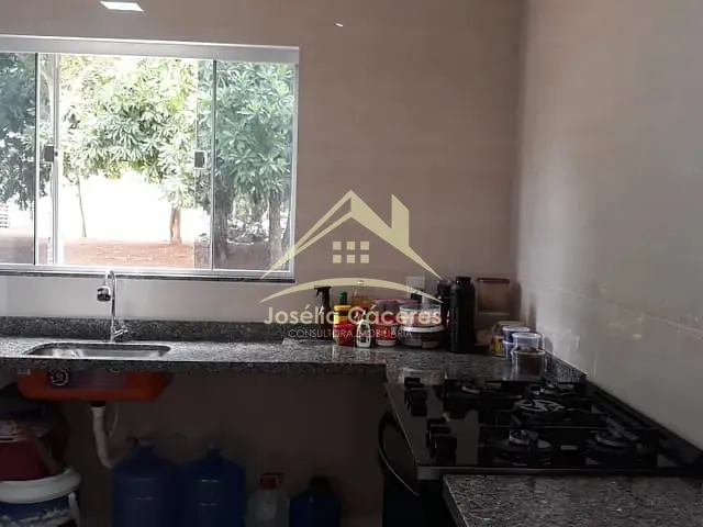 Casa com 2400m² 2 quartos e 3 banheiros, à venda, no bairro RURAL em Chapada dos Guimarães