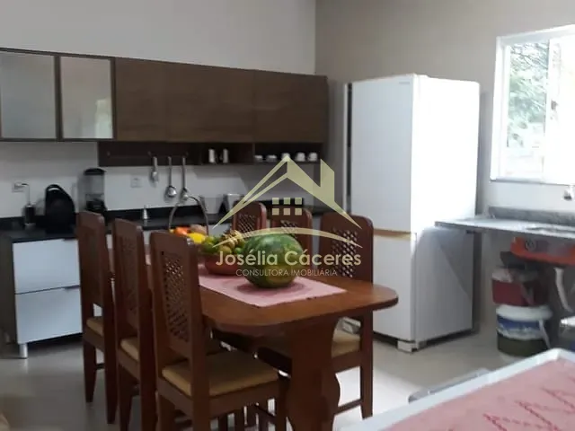 Casa com 2400m² 2 quartos e 3 banheiros, à venda, no bairro RURAL em Chapada dos Guimarães