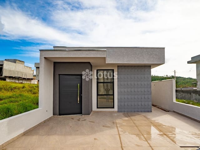 Casa com 140m² 2 quartos e 2 banheiros, à venda, no bairro Centro em Cajamar
