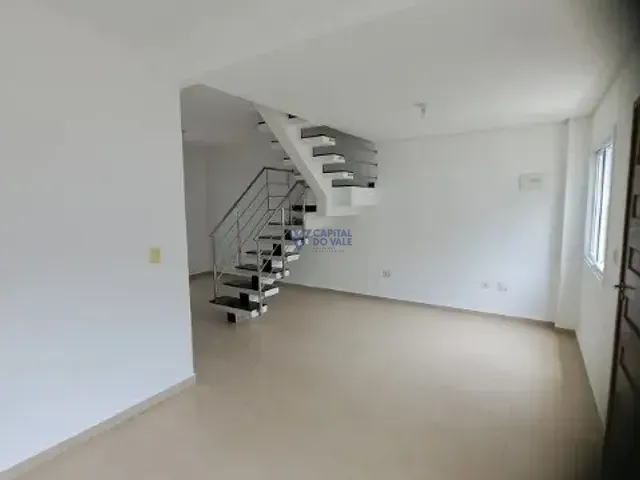 Casa 2 quartos e 3 banheiros, para alugar, no bairro Chácaras São José em São José dos Campos