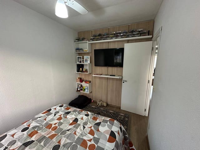Casa com 58m² 2 quartos e 1 banheiro, à venda, no bairro Areal em Pelotas