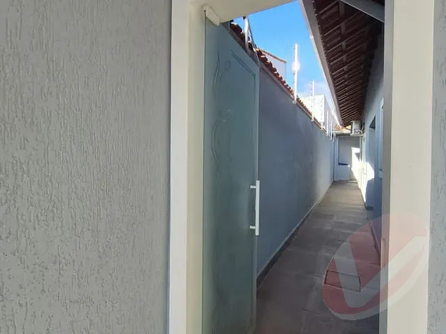 Casa 3 quartos e 2 banheiros, à venda, no bairro Solemar em Praia Grande